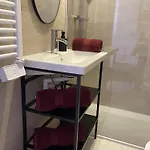 Apartment A Deux Pas Des Plages Et Au Coeur Du Vieil , Beau Renove Antibes
