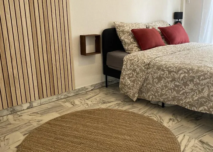 A Deux Pas Des Plages Et Au Coeur Du Vieil , Beau Renove Lägenhet *